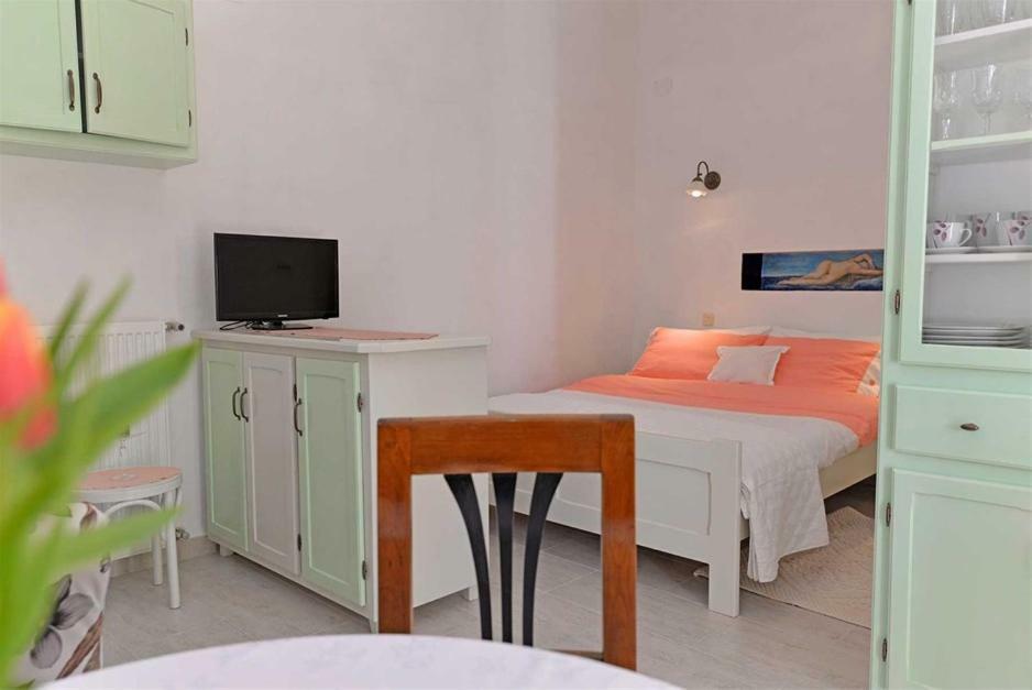 Roberto 4 Apartment Veli Losinj Exterior photo